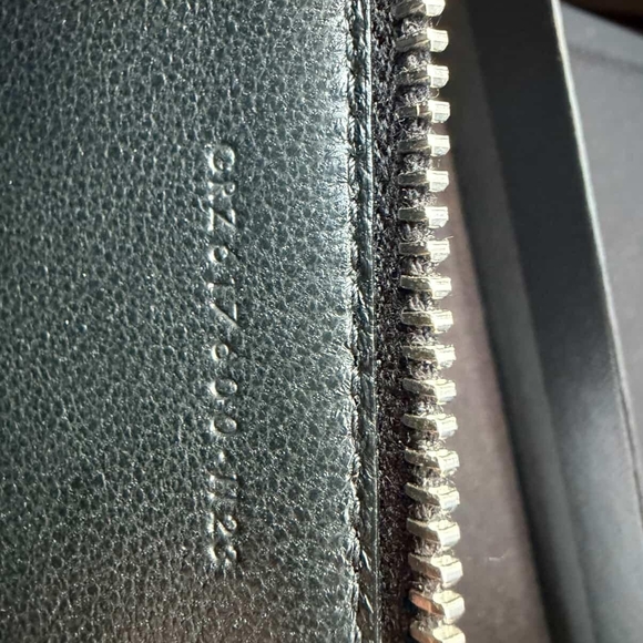 Saint Laurent Black Leather Card Holder - Picture 4 of 7